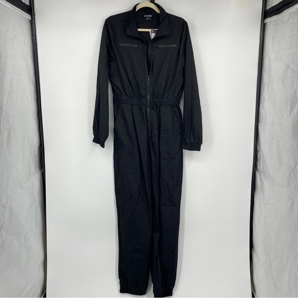 PrettyLittleThing black Boiler Contrast Zip Jumpsuit - Picture 2 of 8